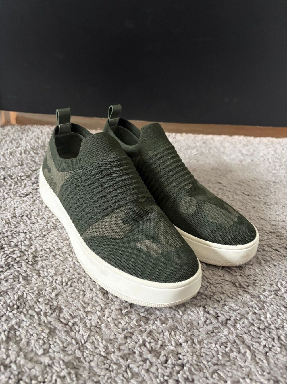 Steve Madden Beale Slip On Sneaker Camouflage Stretch Knit Size 7
